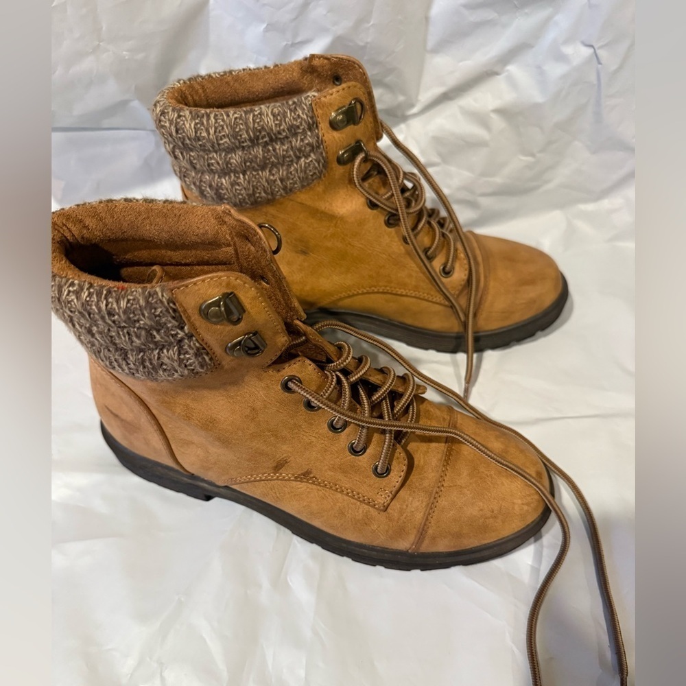 MIA MAYLINN Winter Leather Boots For Women's Sz 7.5 Medium KHAKI BROWN